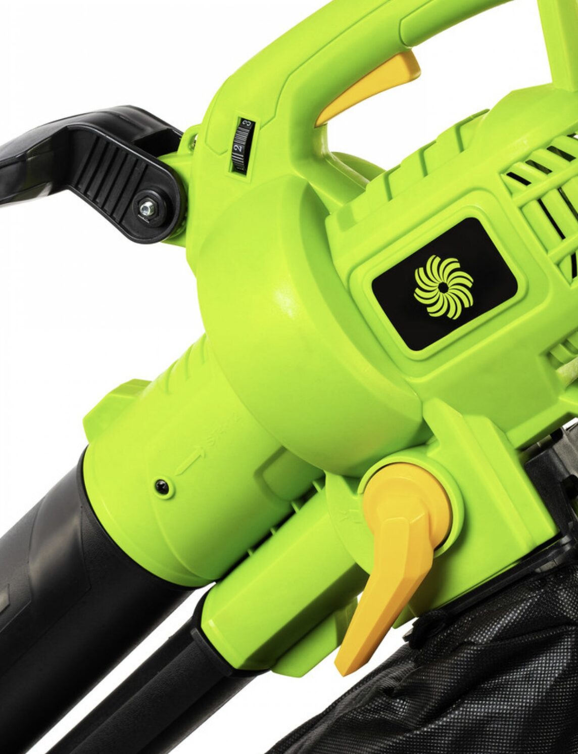 Elektrický záhradný vysávač Fieldmann FZF 4030-E