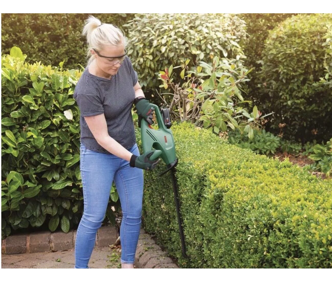Akumulátorové nožnice na živý plot Bosch EasyHedgeCut 18-45