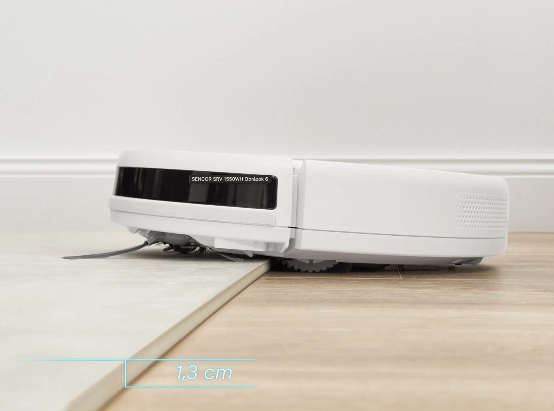 Recenzia na lacný robotický vysávač Sencor SRV 1550WH